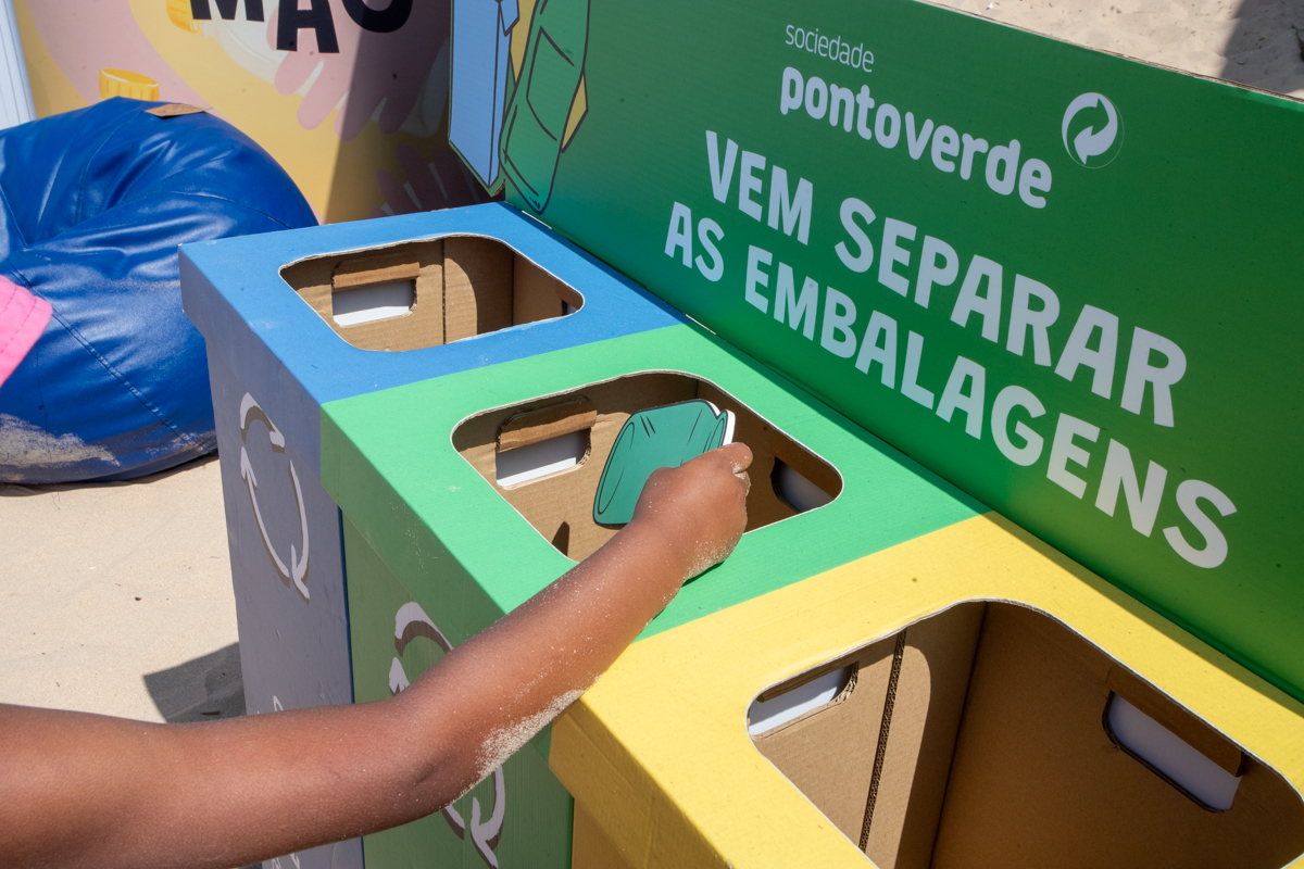 Venham conhecer as atividades que a Academia Ponto Verde tem nas praias portuguesas!