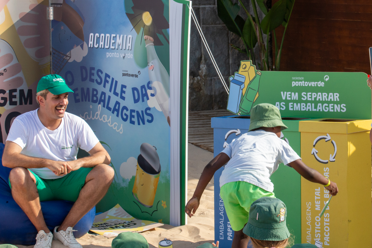 Academia Ponto Verde chega às praias do Continente e, pela primeira vez, às Ilhas